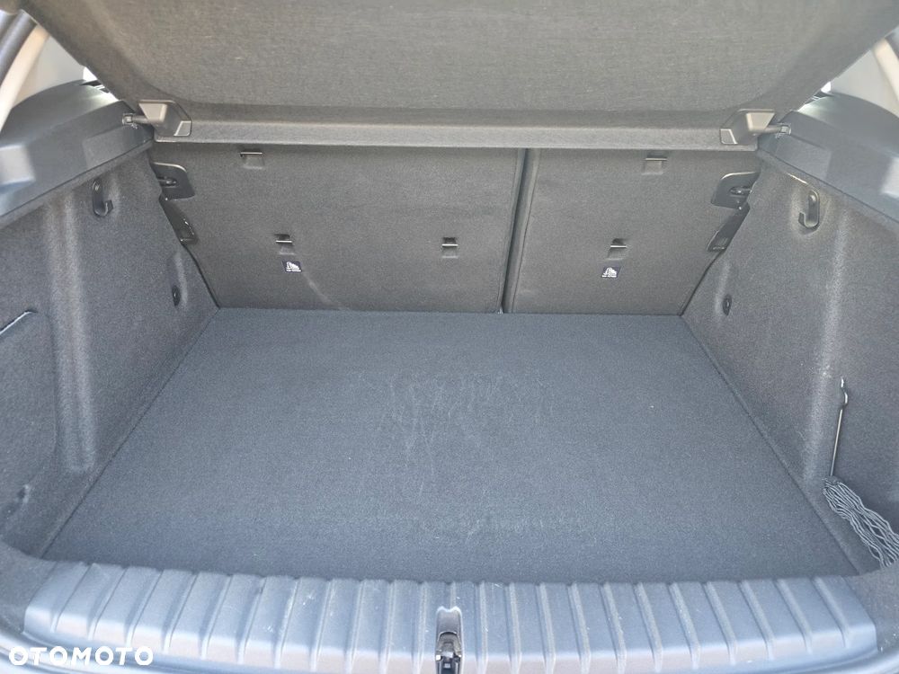 BMW Seria 1 118i Advantage - 24