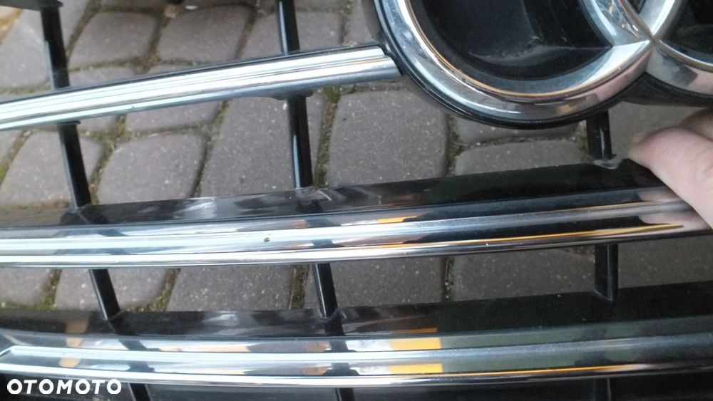 Atrapa zderzaka Audi A8 D4 Lift 4H0853651 AA /AB - 7