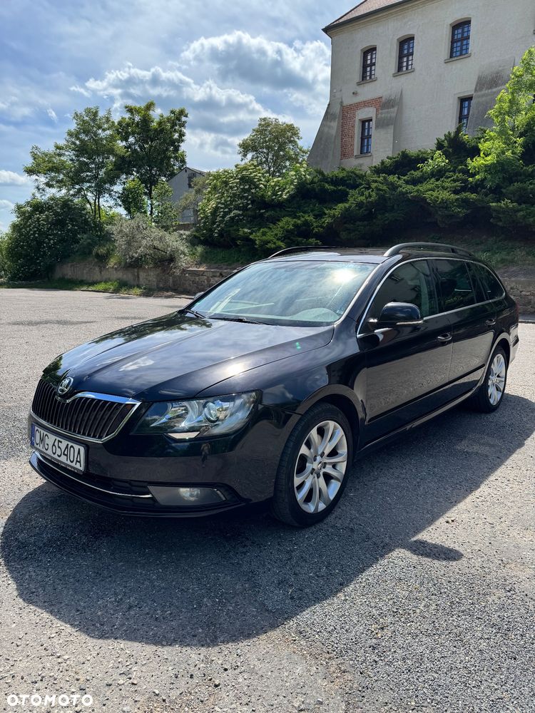 Skoda Superb 2.0 TDI DSG Ambition - 12