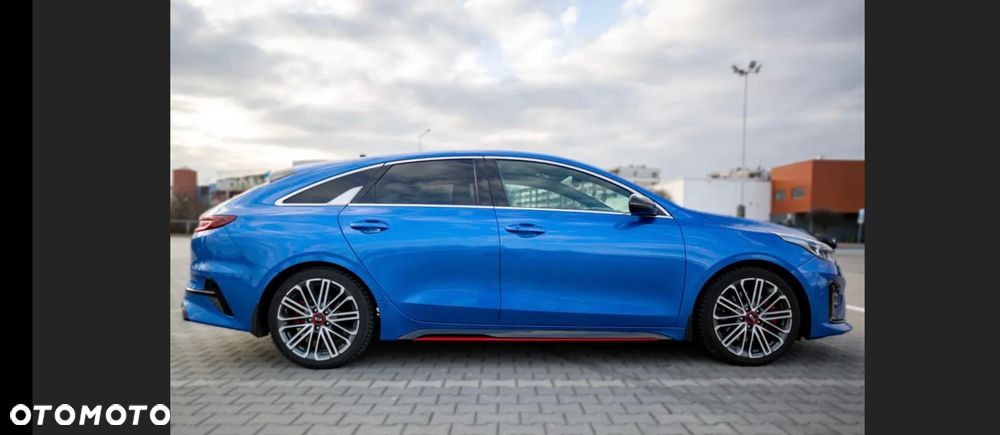 Kia ProCeed - 2