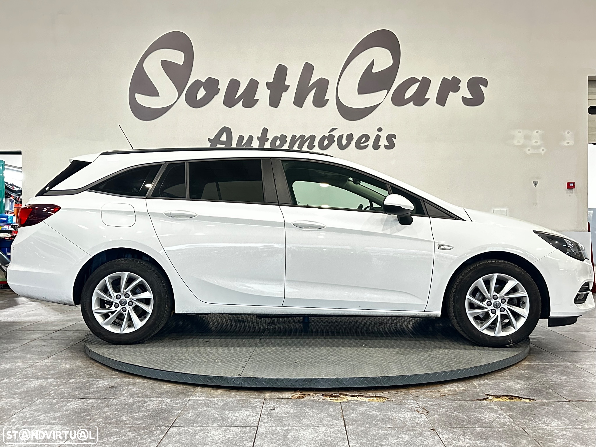 Opel Astra Sports Tourer 1.2 Turbo Start/Stop Sports Tourer - 2
