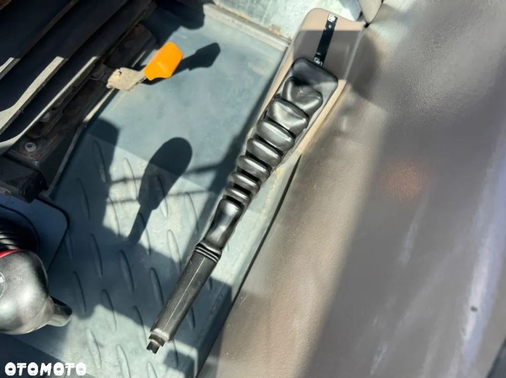 Renault Ergos 100 4x4 Manual Tur Łyżka 2003 r. Klima WOM - 27