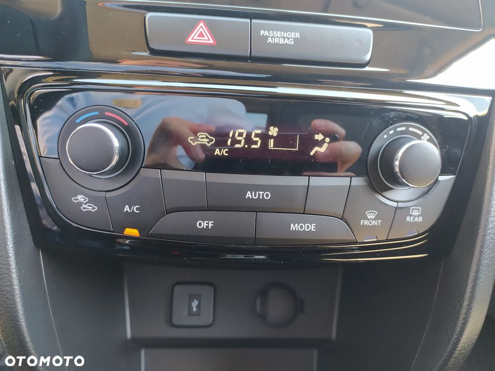 Suzuki Vitara 1.4 Boosterjet mHEV Premium Plus 2WD - 33