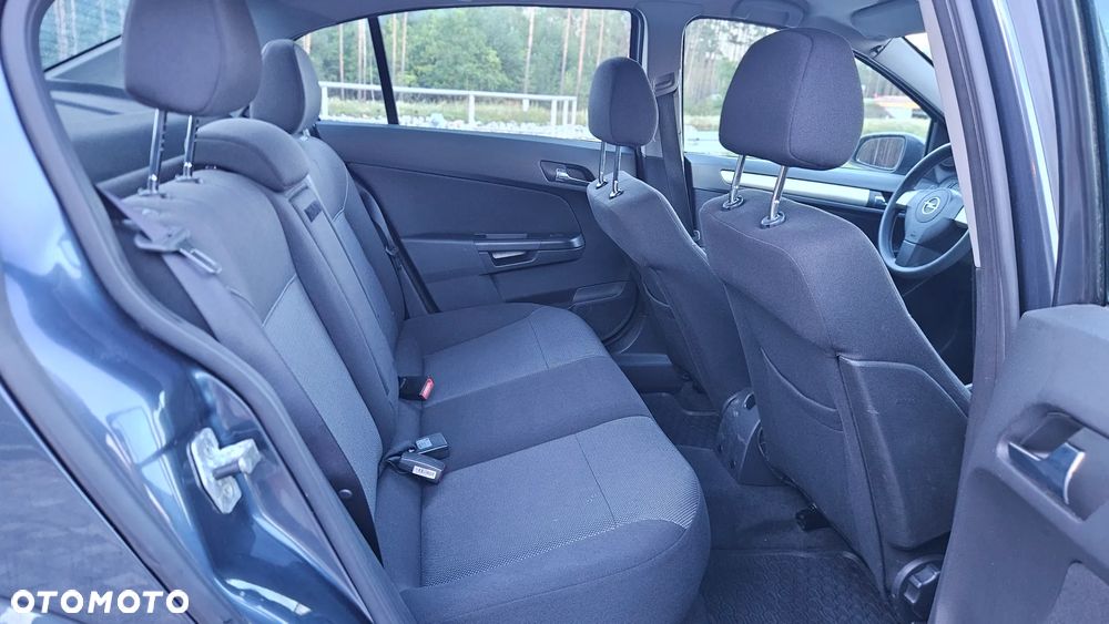 Opel Astra 1.6 111 - 15