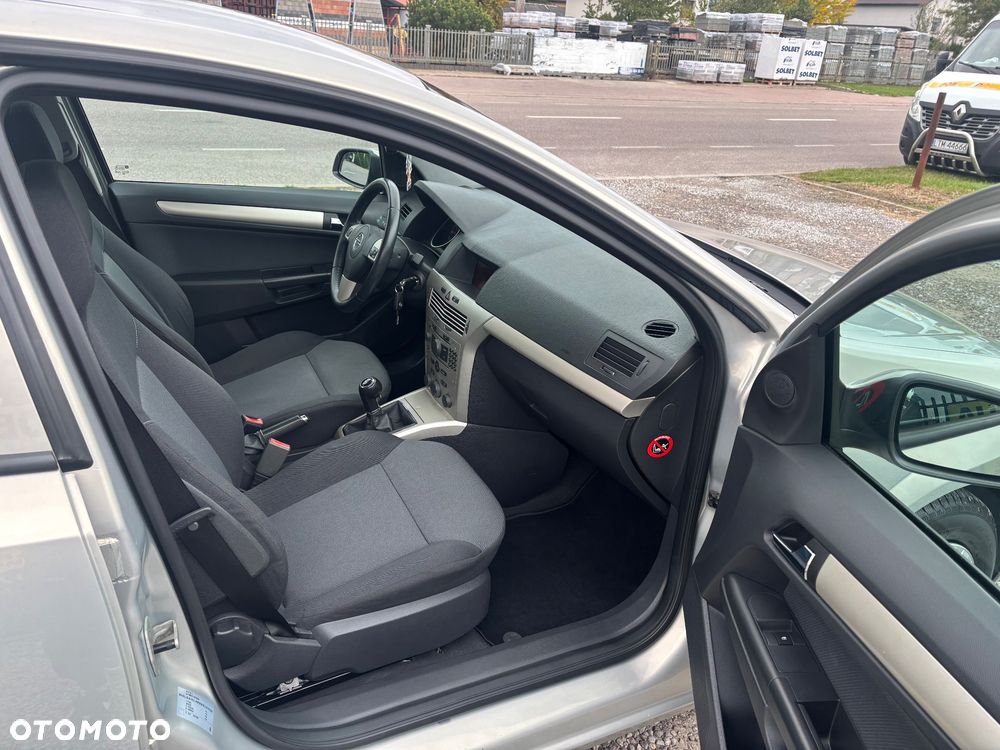 Opel Astra - 9