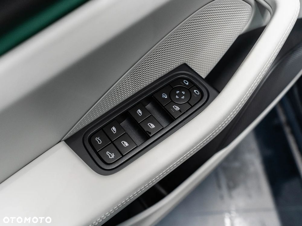 Porsche Macan 4 100kWh - 26