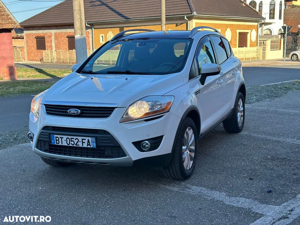 Ford Kuga - 1