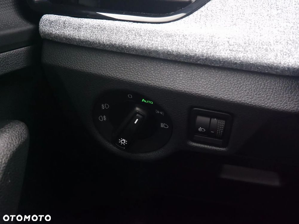Skoda Kamiq 1.0 TSI Selection - 21