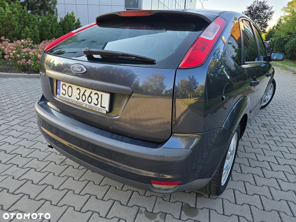 Ford Focus 1.6 Ambiente - 3