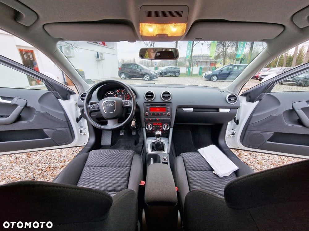 Audi A3 Sportback - 10