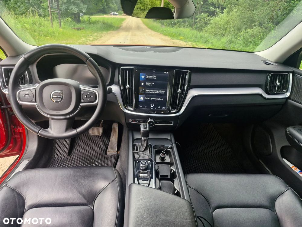 Volvo S60 T6 AWD Momentum Pro - 17