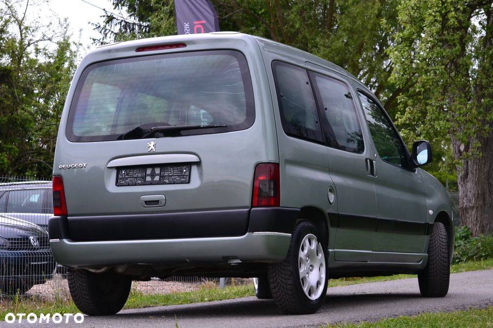 Peugeot Partner Kombi 110 Premium - 9