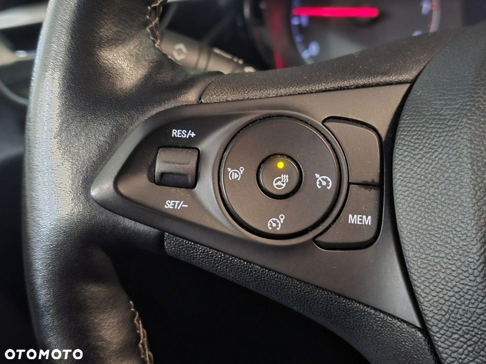 Opel Corsa 1.2 Elegance S&S - 26