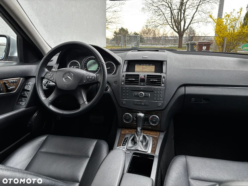 Mercedes-Benz Klasa C - 30