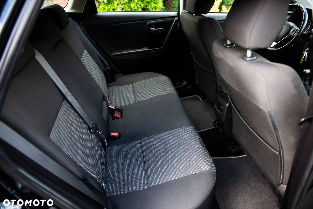 Toyota Auris 1.6 Valvematic Comfort - 36