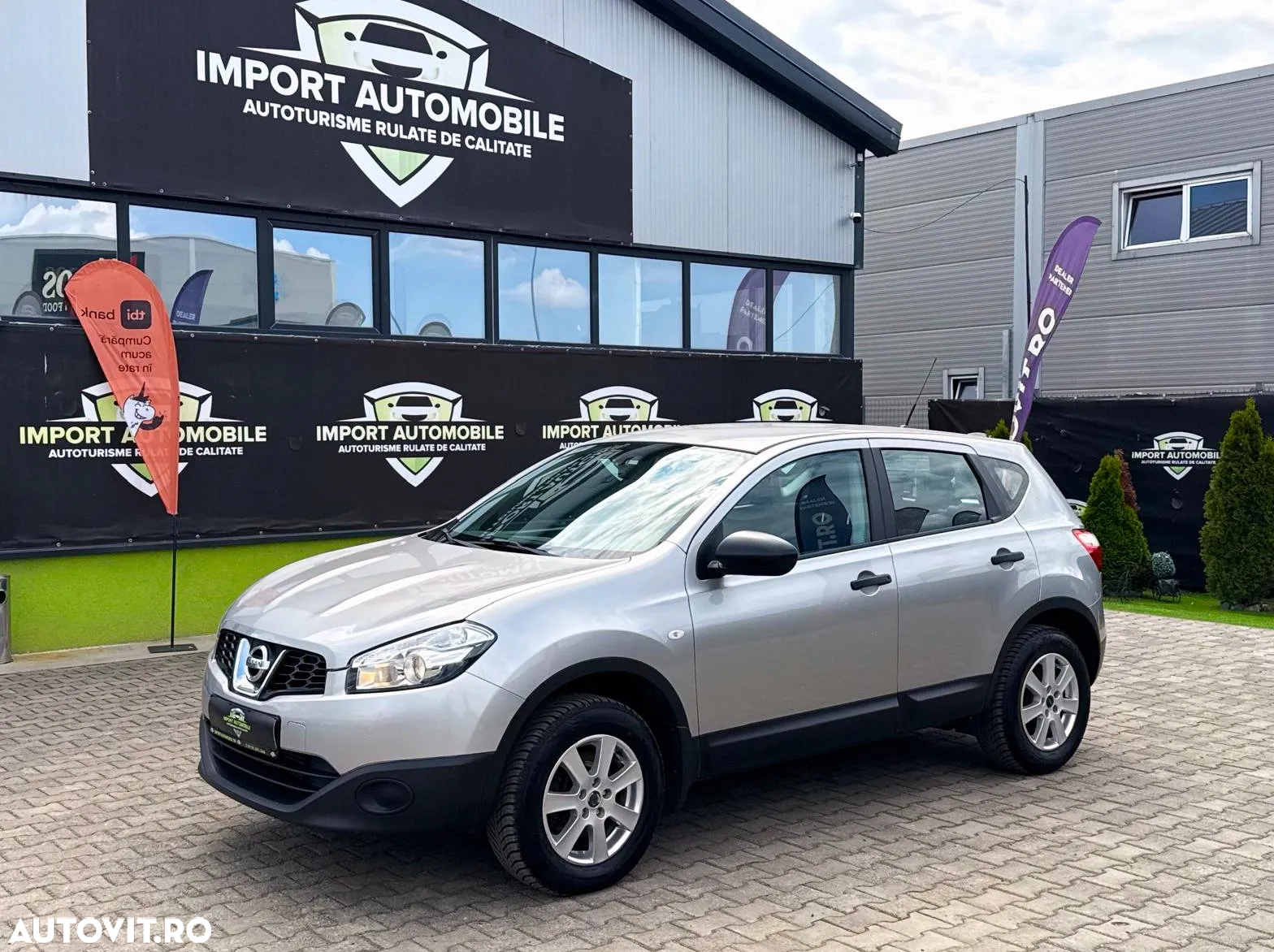 Nissan Qashqai - 2
