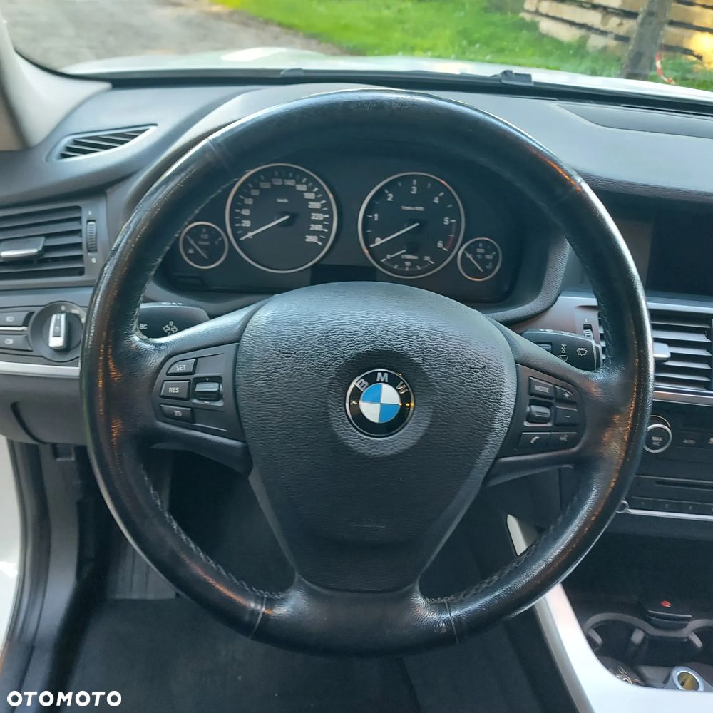 BMW X3 xDrive20d - 16
