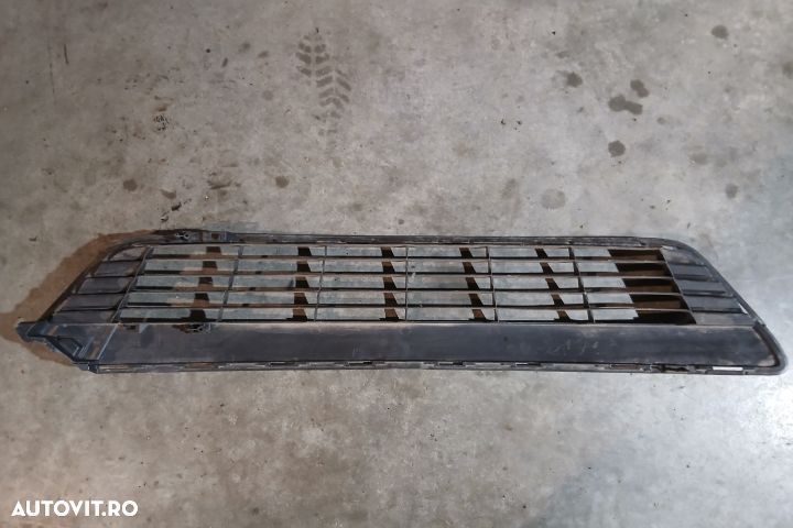 Grila bara fata centru 53112-0D210 53112-0D210 Toyota Yaris XP130 [20 - 2
