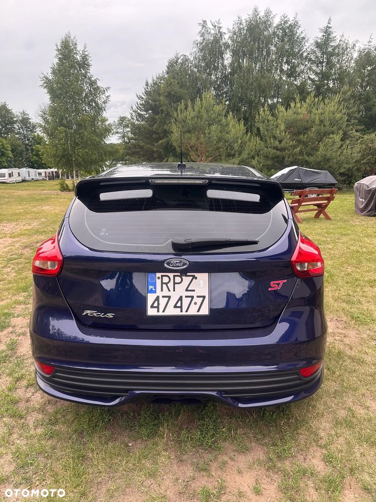 Ford Focus 2.0 EcoBoost ST-2 - 8