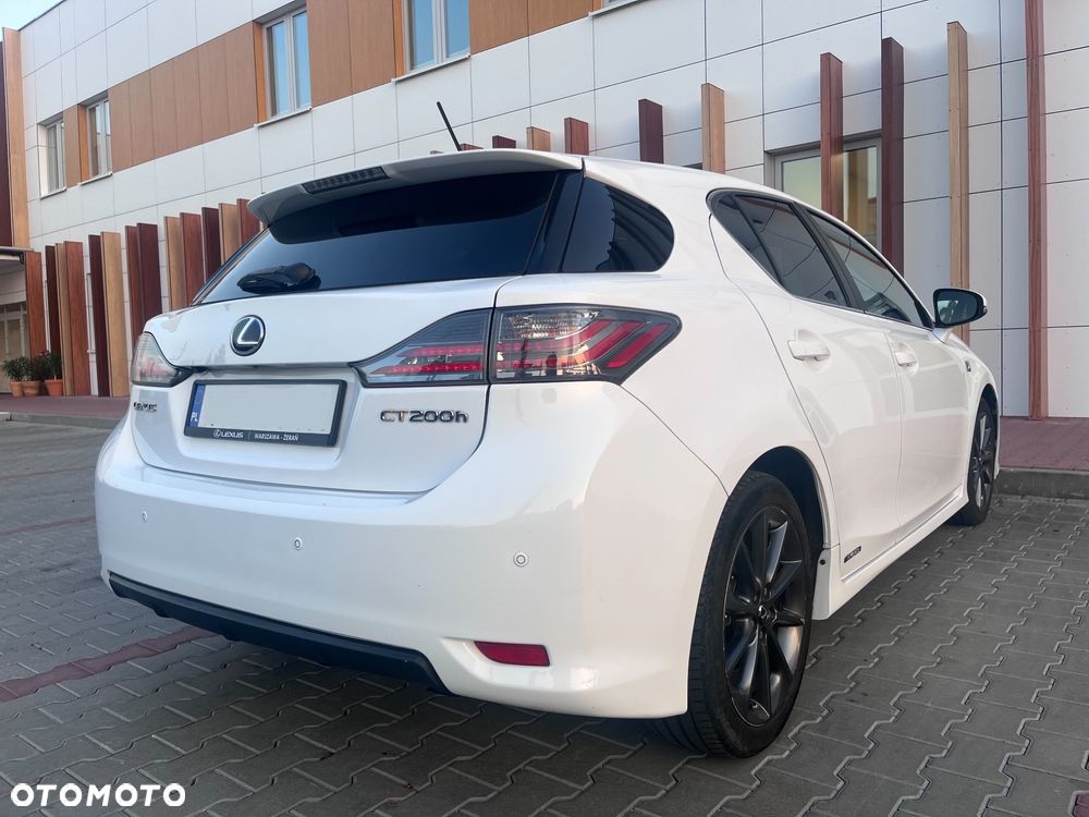 Lexus CT 200h F Sport - 6