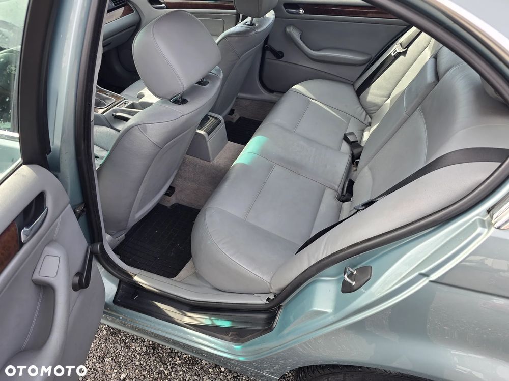 BMW Seria 3 320d - 5