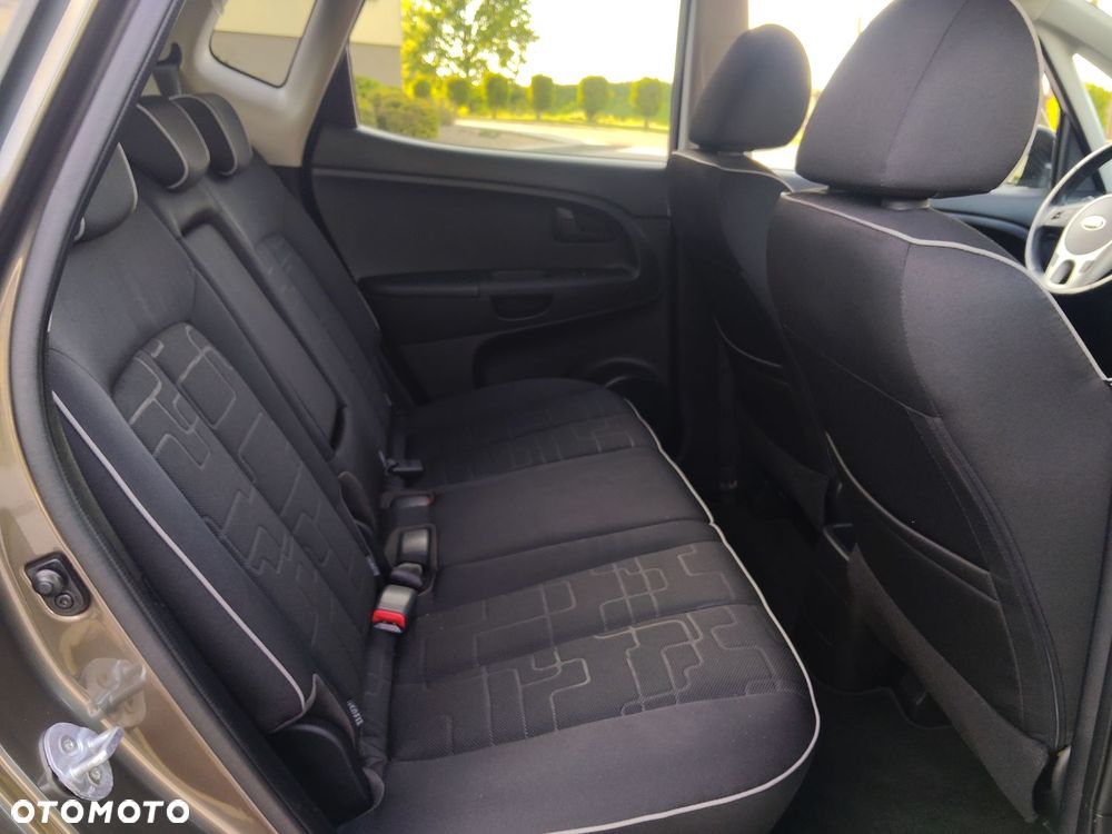 Kia Venga 1.6 CVVT Dream-Team Edition - 23