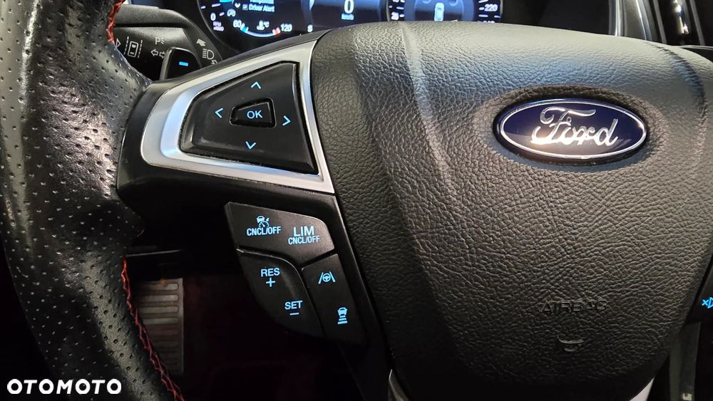 Ford Edge 2.0 EcoBlue Twin-Turbo 4WD ST-Line - 26