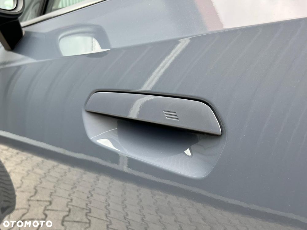 BMW Seria 2 220i mHEV Luxury Line - 29