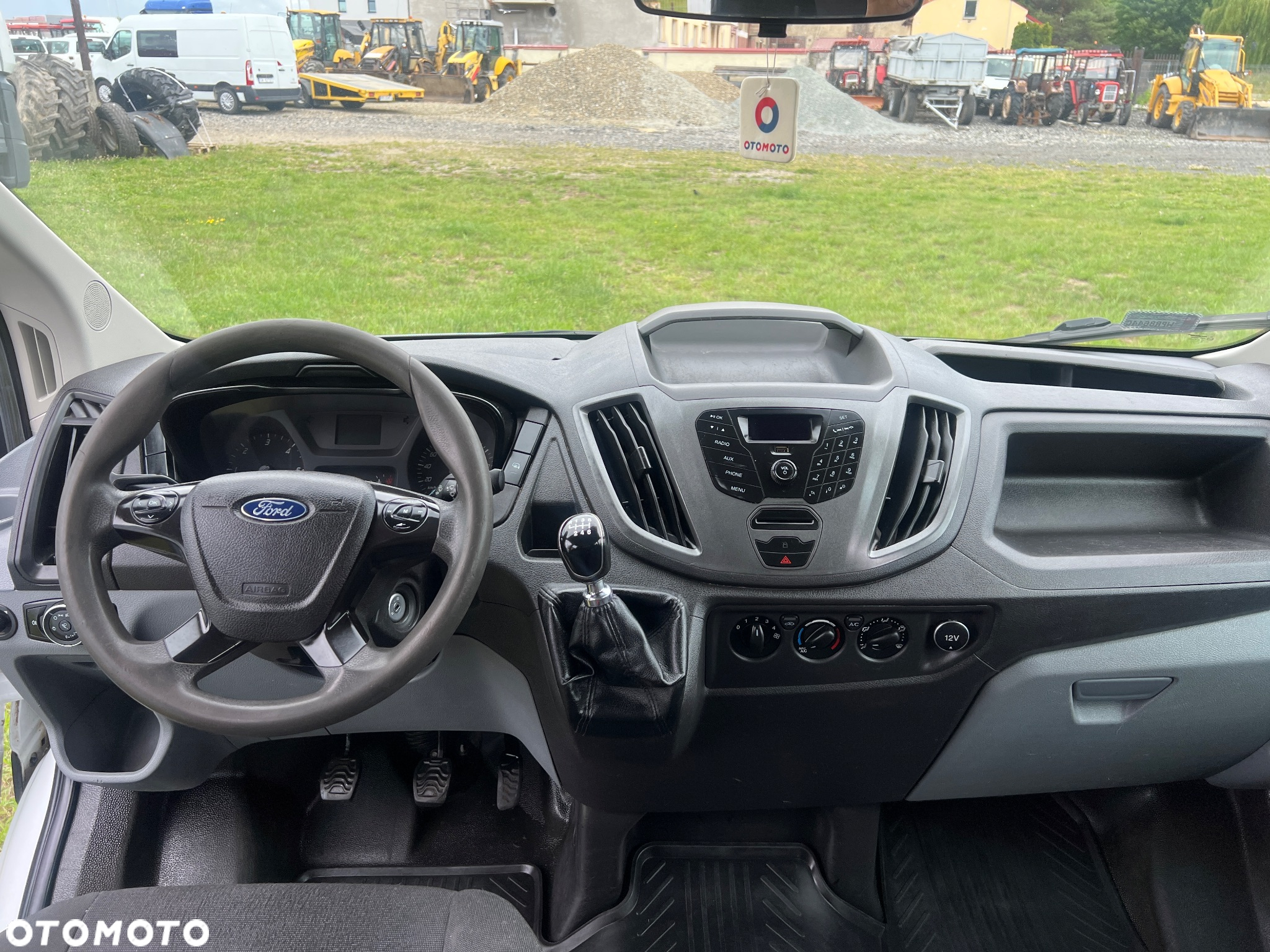 Ford TRANSIT DOKA 7-osobowy - 10