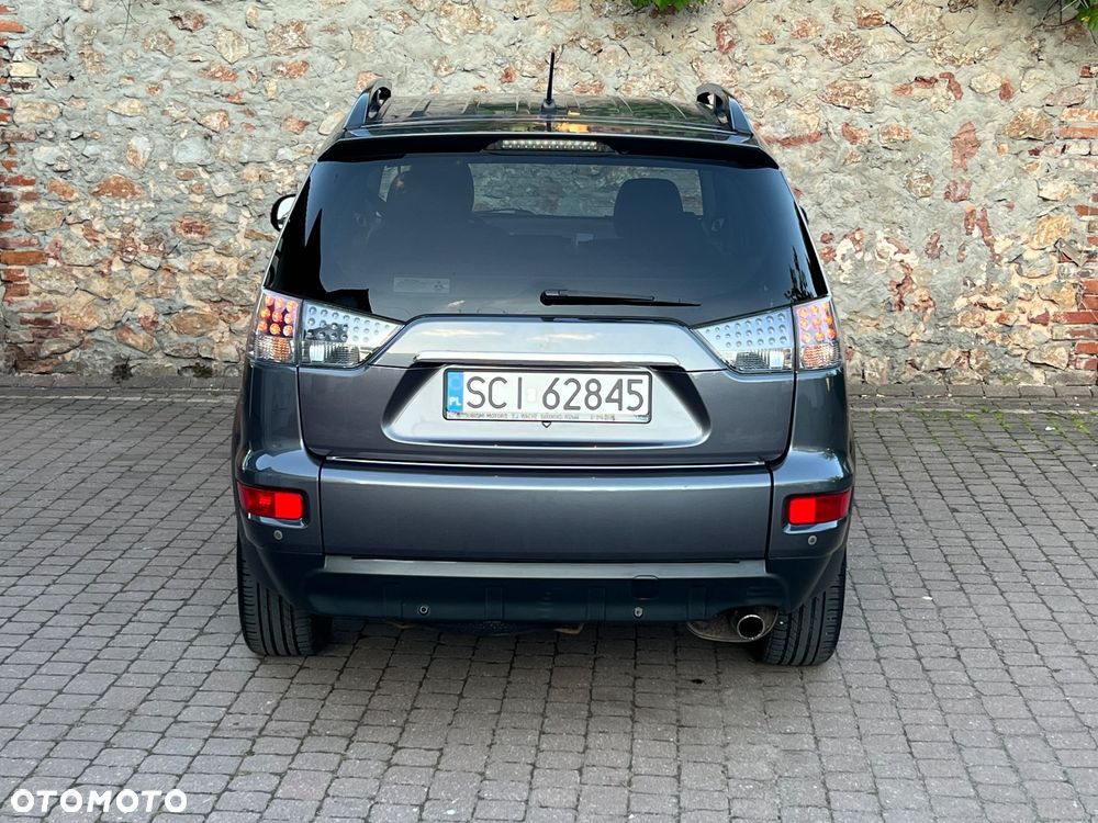 Mitsubishi Outlander 2.0 Intense 2WD - 7