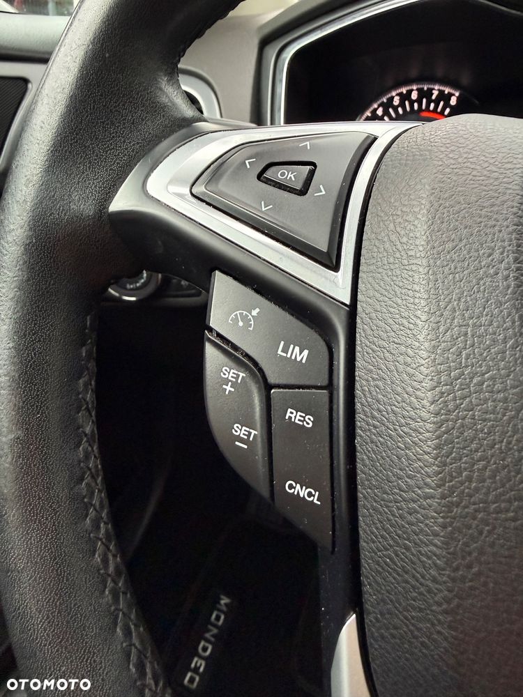 Ford Mondeo SW 1.5 EcoBoost S&S Titanium - 26