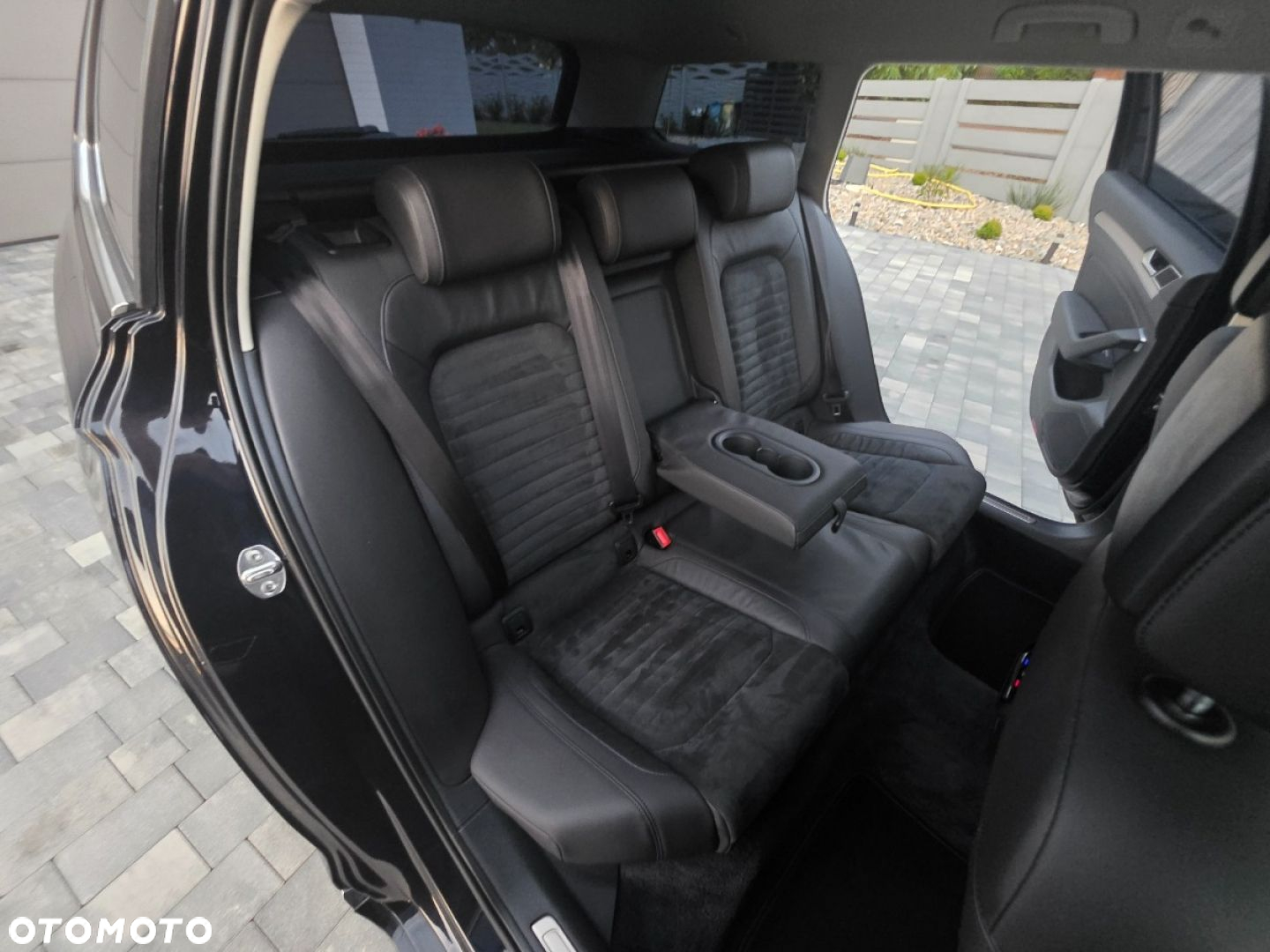 Volkswagen Passat - 25