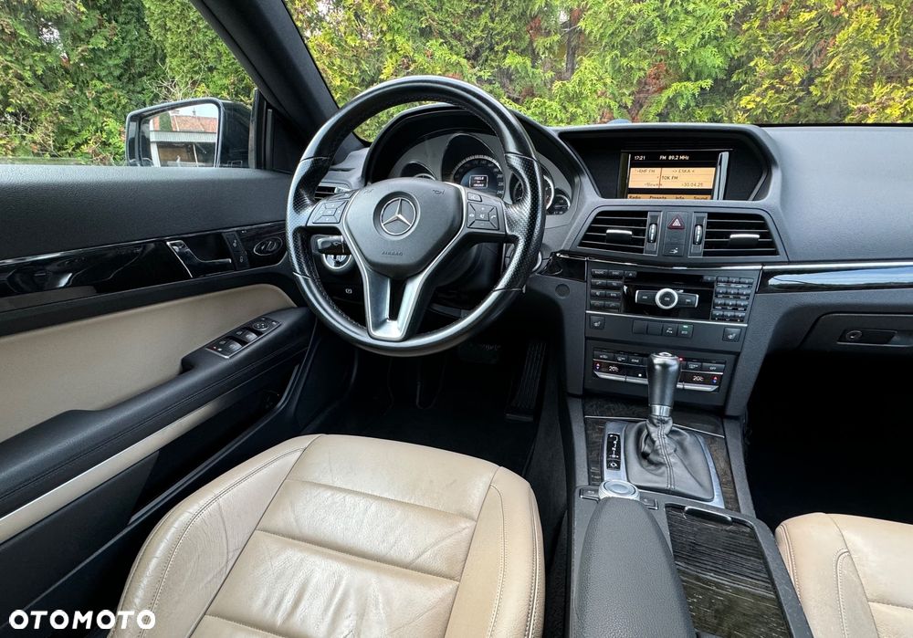 Mercedes-Benz Klasa E 250 CGI BlueEffICIENCY Avantgarde - 21