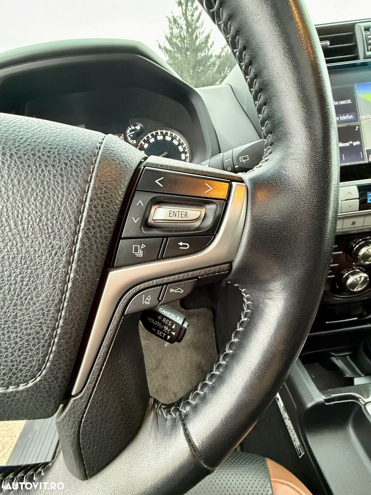 Toyota Land Cruiser 2.8l D-4D 204 CP A/T Luxury Black Matte Edition - 20