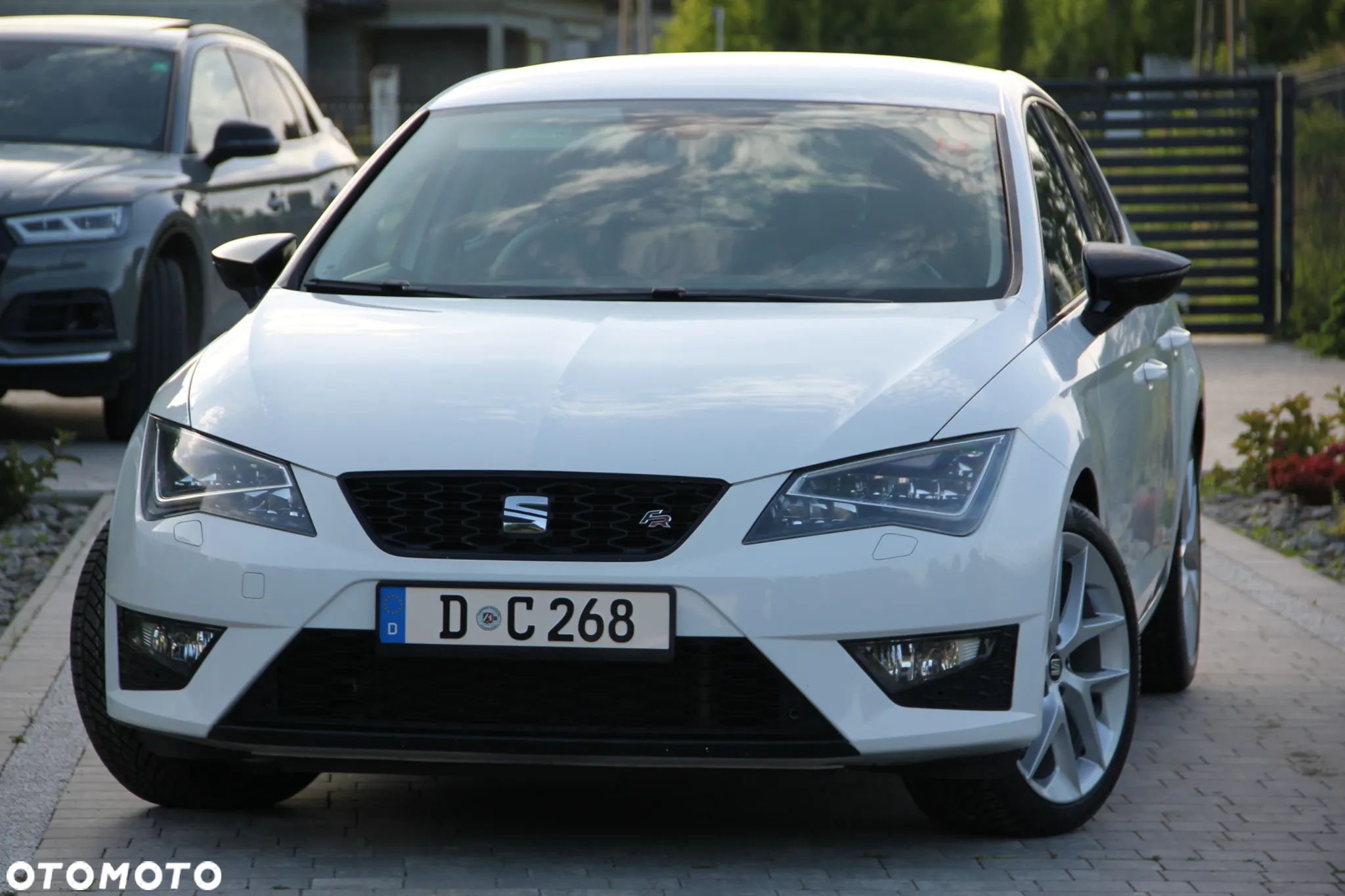Seat Leon 2.0 TDI DPF DSG FR - 1