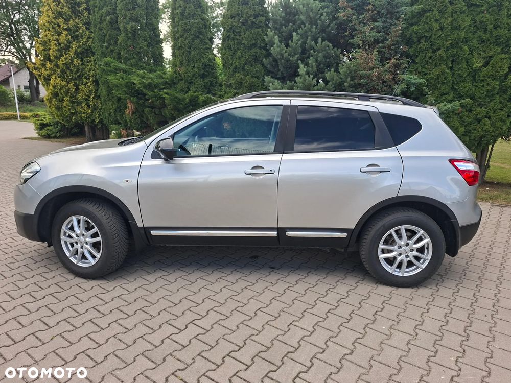 Nissan Qashqai 2.0 4x4 Tekna Premium - 9