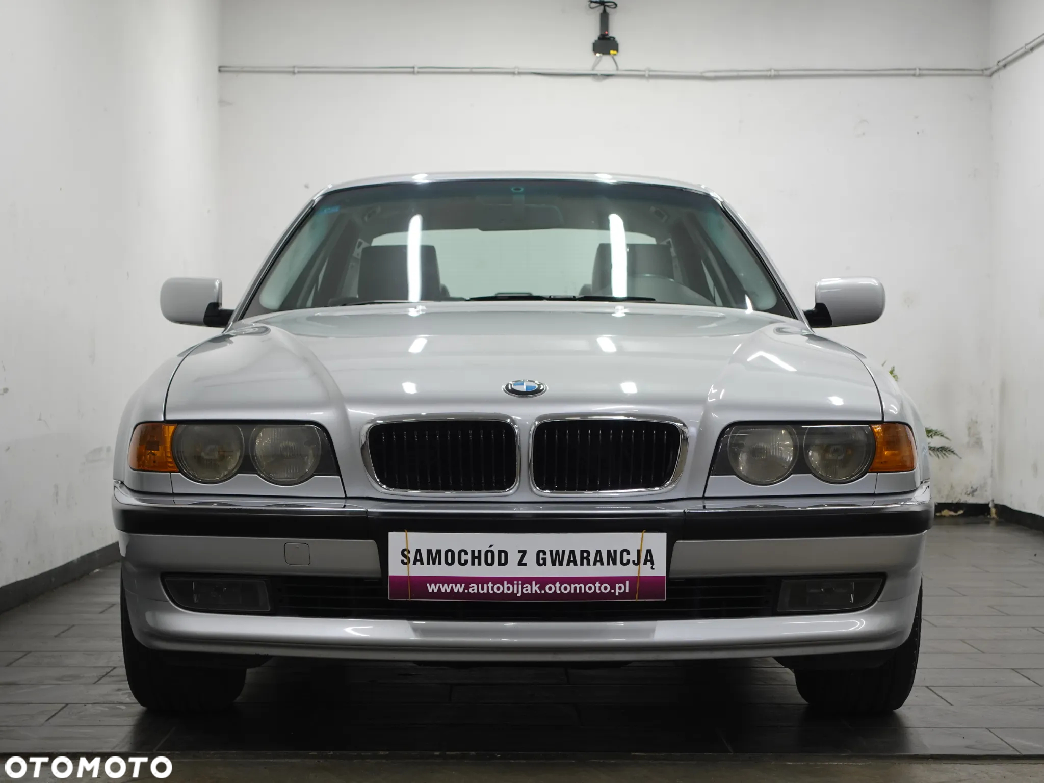 BMW Seria 7 728i - 13