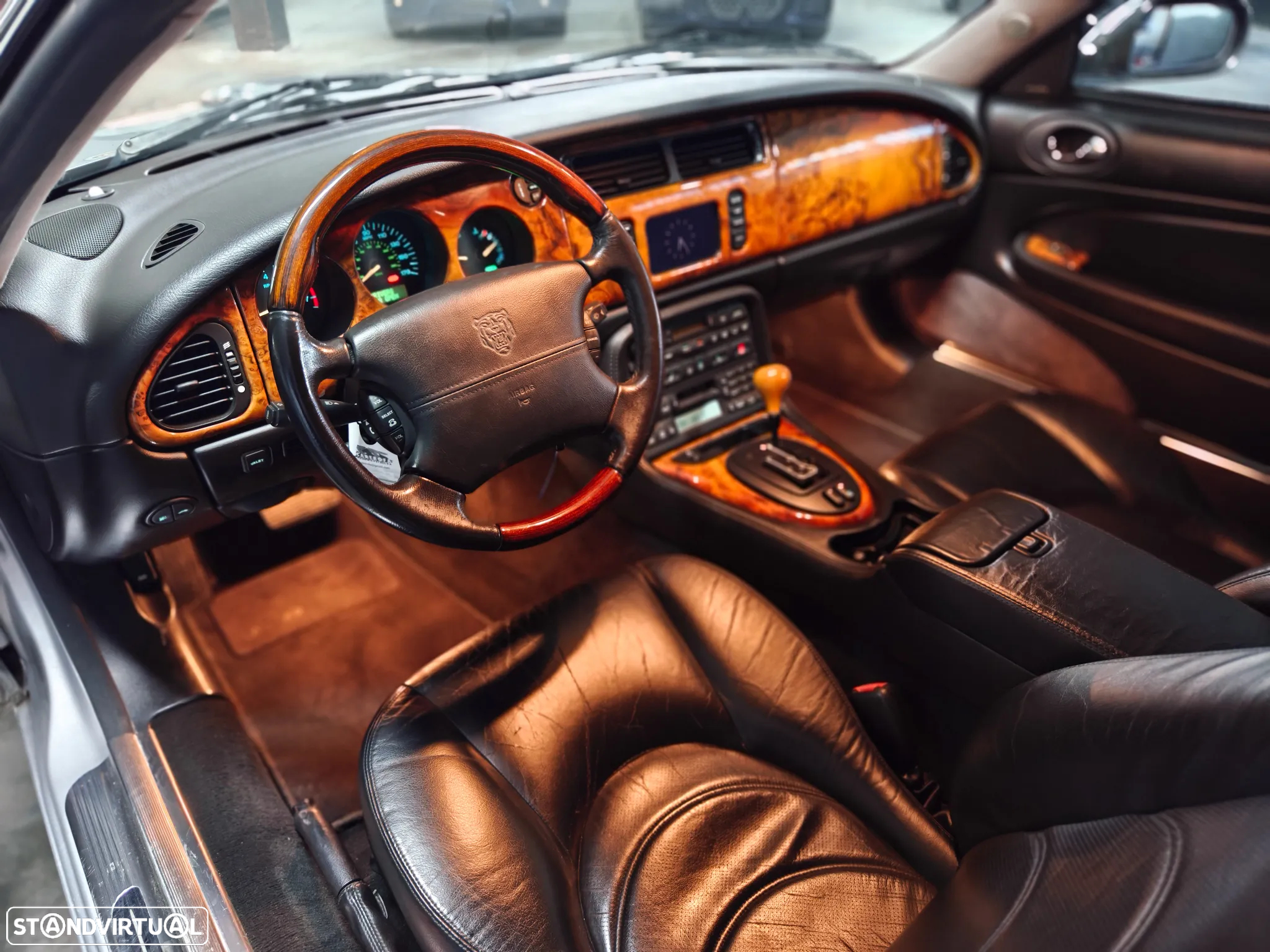 Jaguar XK XKR 4.0 Convertible - 21