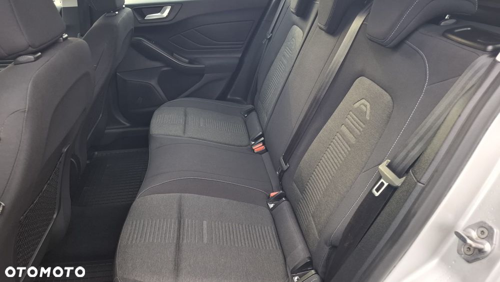 Ford Focus 1.0 EcoBoost Active Business - 16