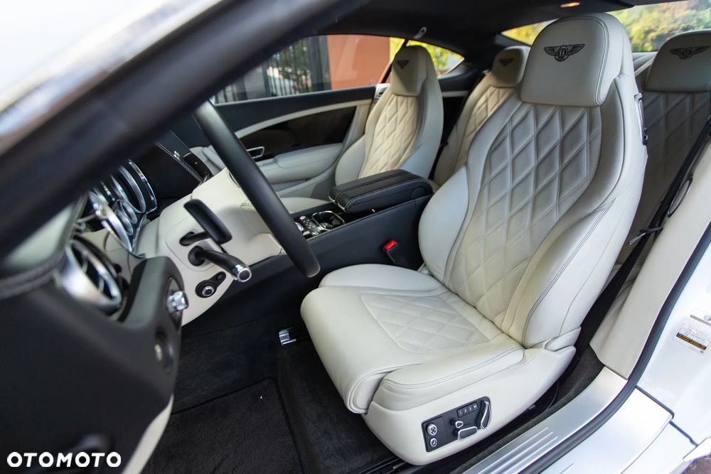 Bentley Continental GT - 18