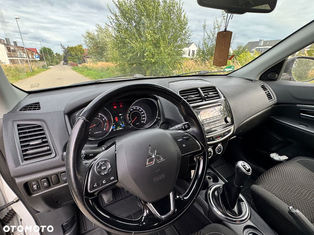 Mitsubishi ASX 1.6 Instyle - 10