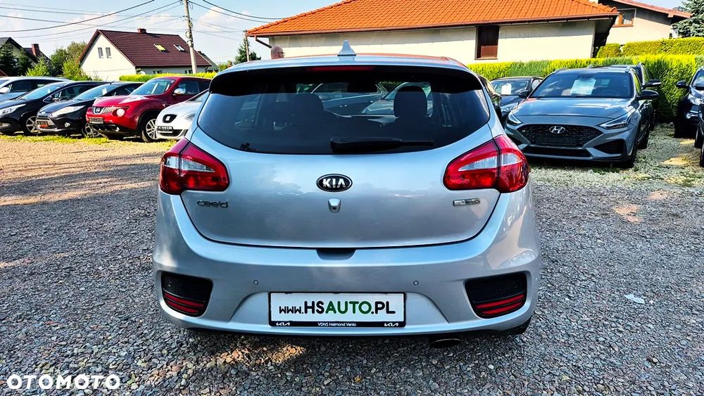 Kia Ceed 1.6 GDI XL - 17