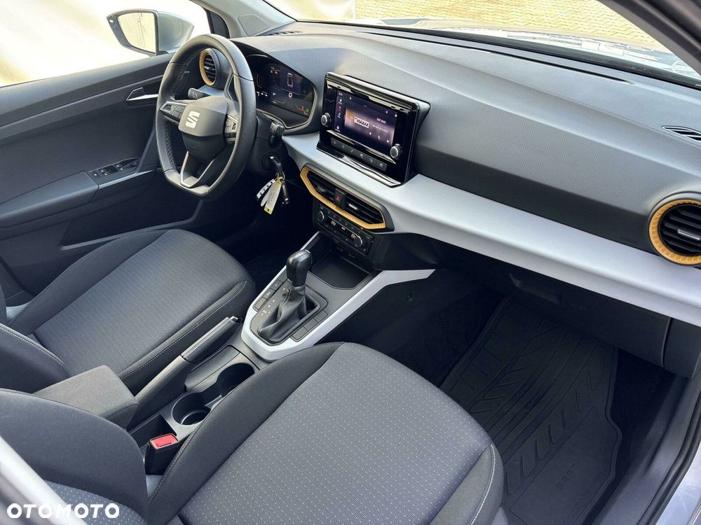 Seat Arona - 16