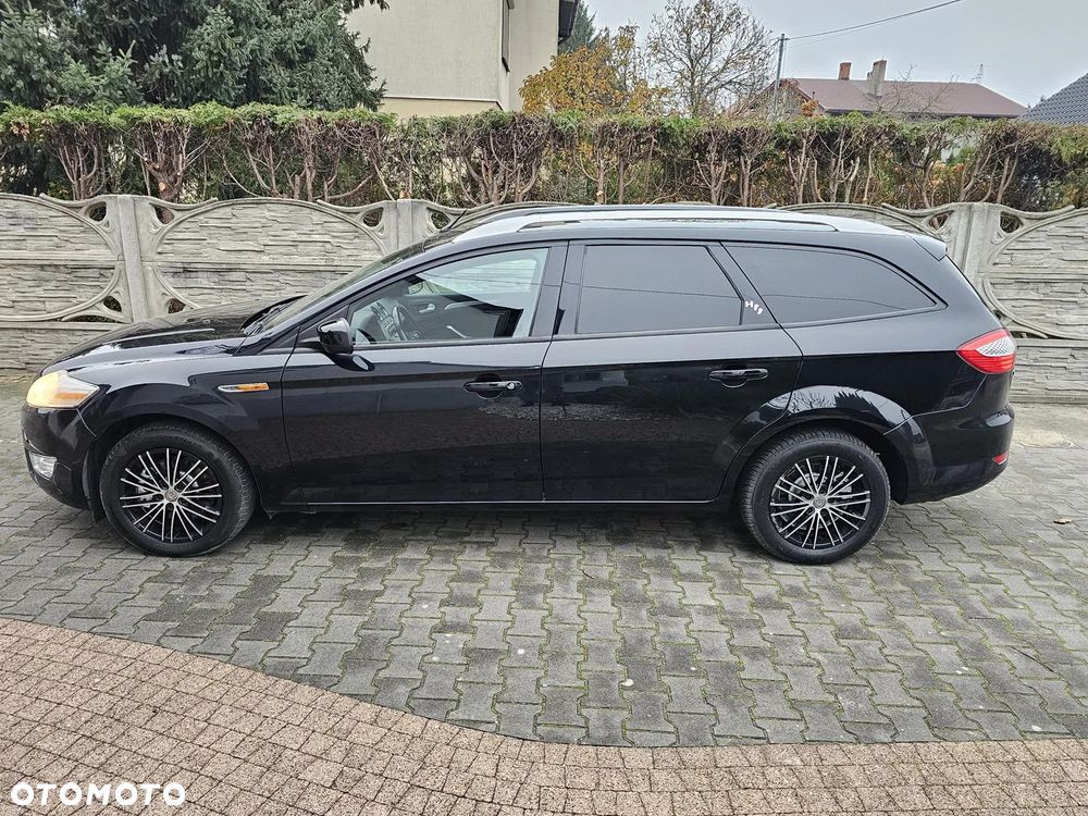 Ford Mondeo SW 2.0 Titanium - 10