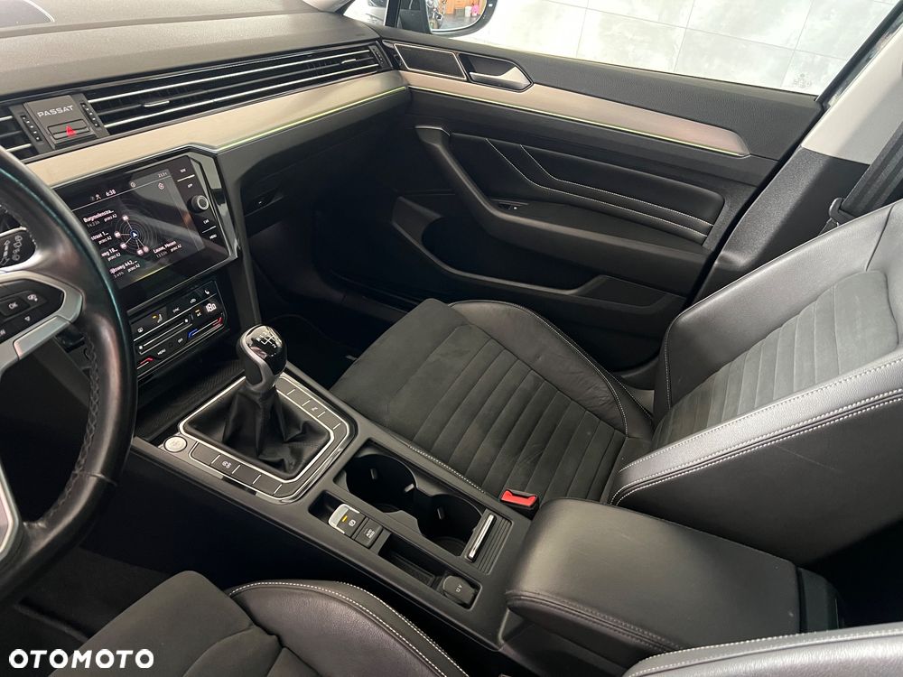 Volkswagen Passat 2.0 TDI EVO Business - 14