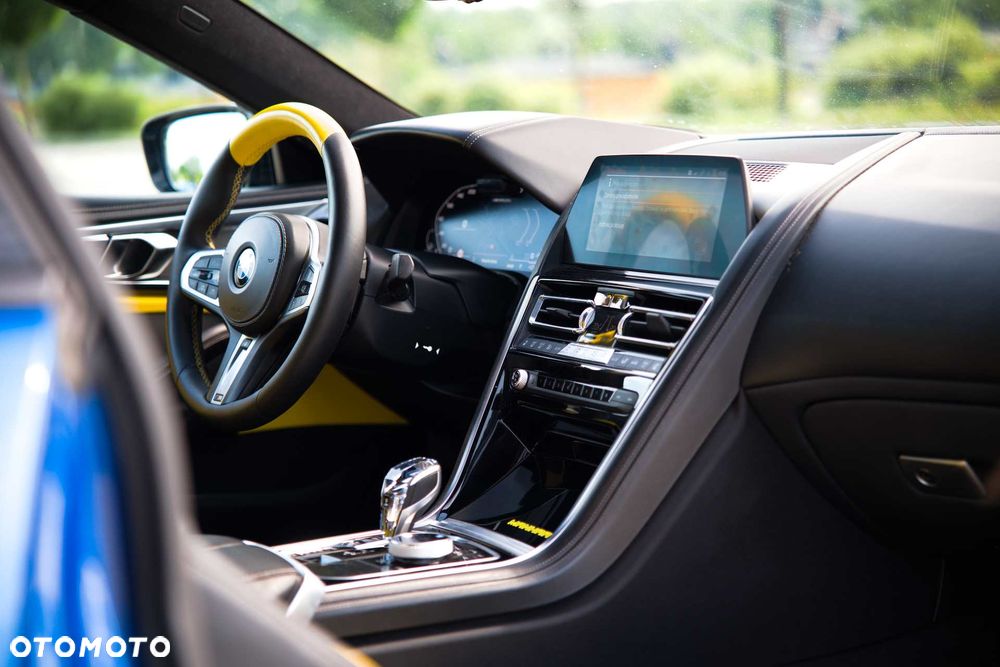 BMW Seria 8 - 35