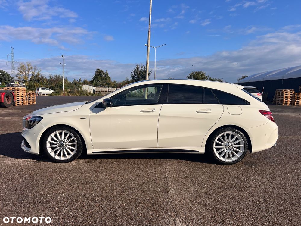 Mercedes-Benz CLA 250 4-Matic AMG Line - 5