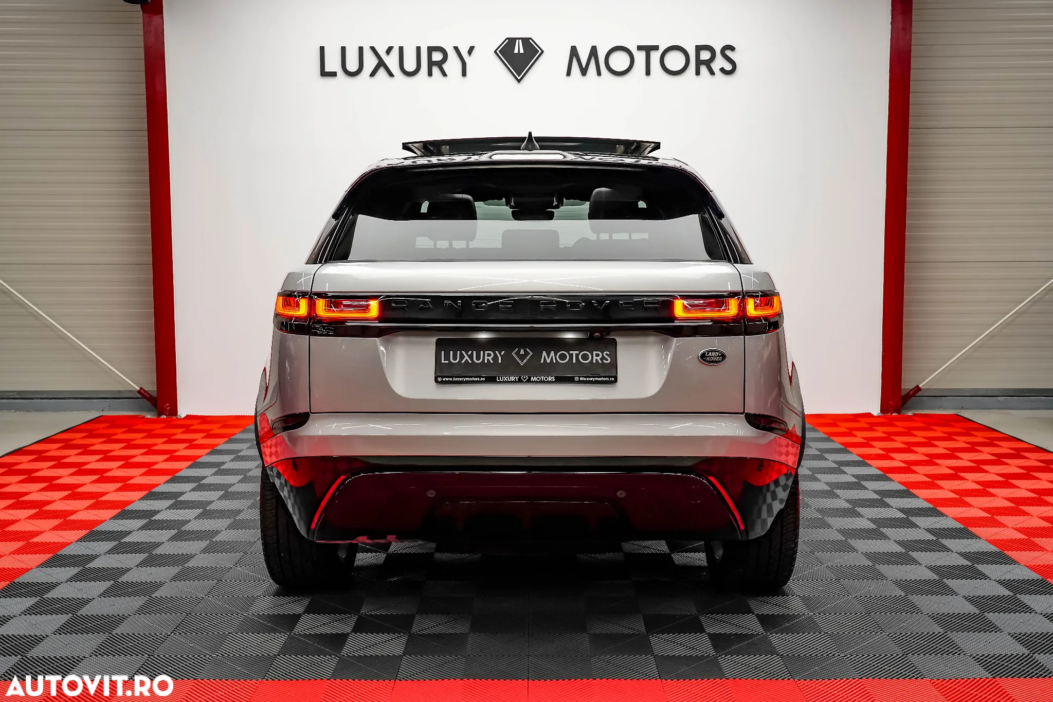 Land Rover Range Rover Velar R-Dynamic 2.0 D200 MHEV HSE - 13