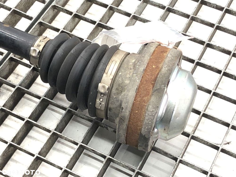 PÓŁOŚ LEWY PRZÓD - 143.00 PLN - SKODA OCTAVIA III (5E3, NL3, NR3) 2012 - 2022 1.8 TSI 132 kW - 2