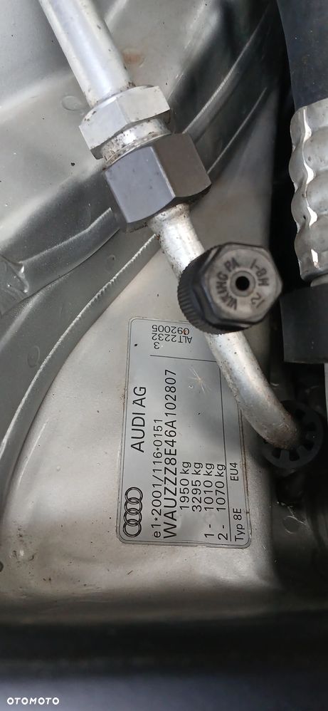 Audi A4 Avant - 22